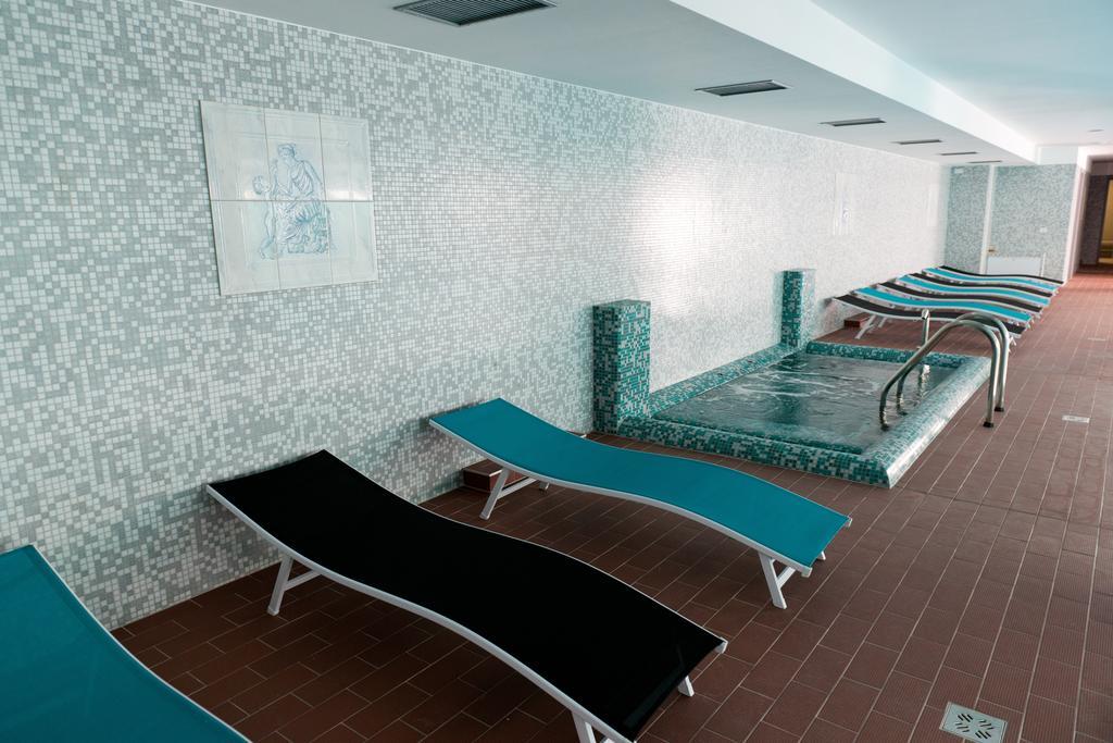 Hotel Leon & Spa Арад Екстер'єр фото