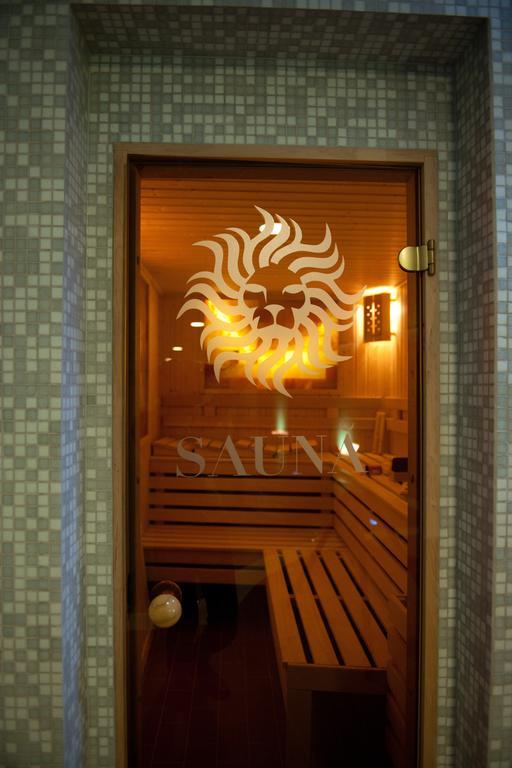 Hotel Leon & Spa Арад Екстер'єр фото