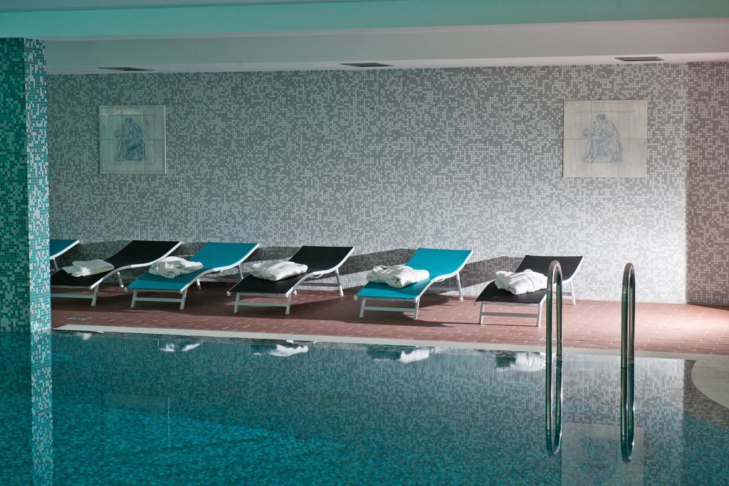 Hotel Leon & Spa Арад Екстер'єр фото